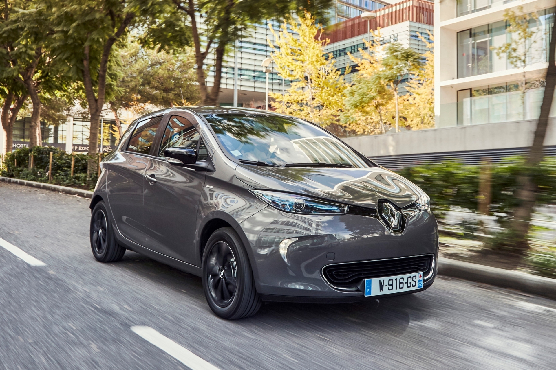 Renault ZOE - цены, отзывы, характеристики ZOE от Renault