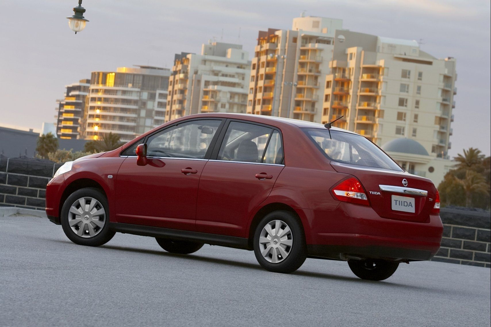 Ниссан тиида седан. Nissan Tiida. Nissan Tiida седан. Nissan Tiida c11 седан. Ниссан Тиида 2010 седан.