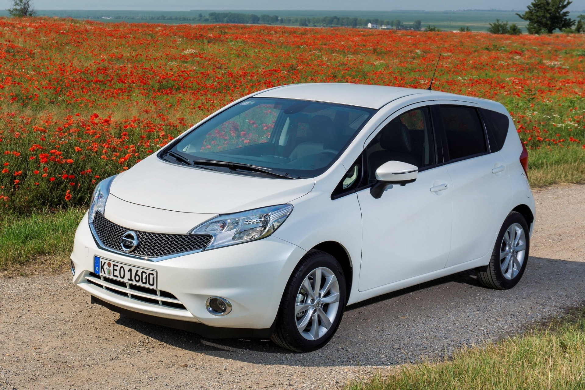 Nissan Note - цены, отзывы, характеристики Note от Nissan