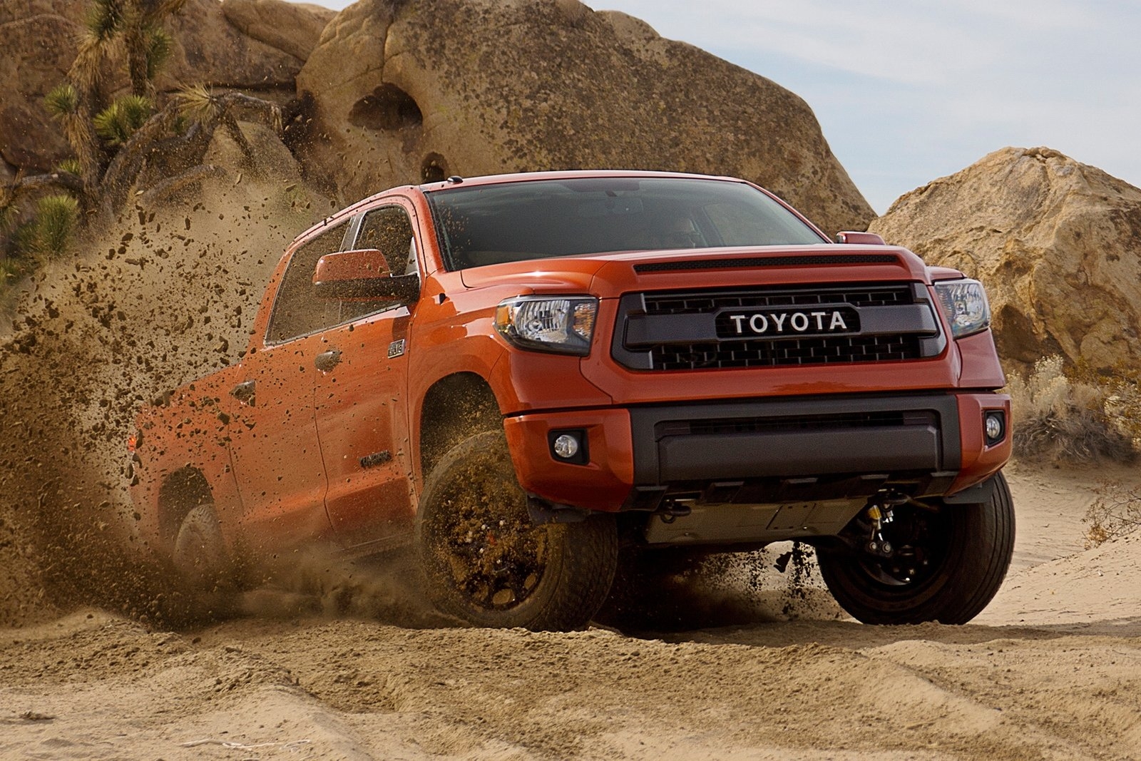 Toyota Tundra CrewMax - цены, отзывы, характеристики Tundra
