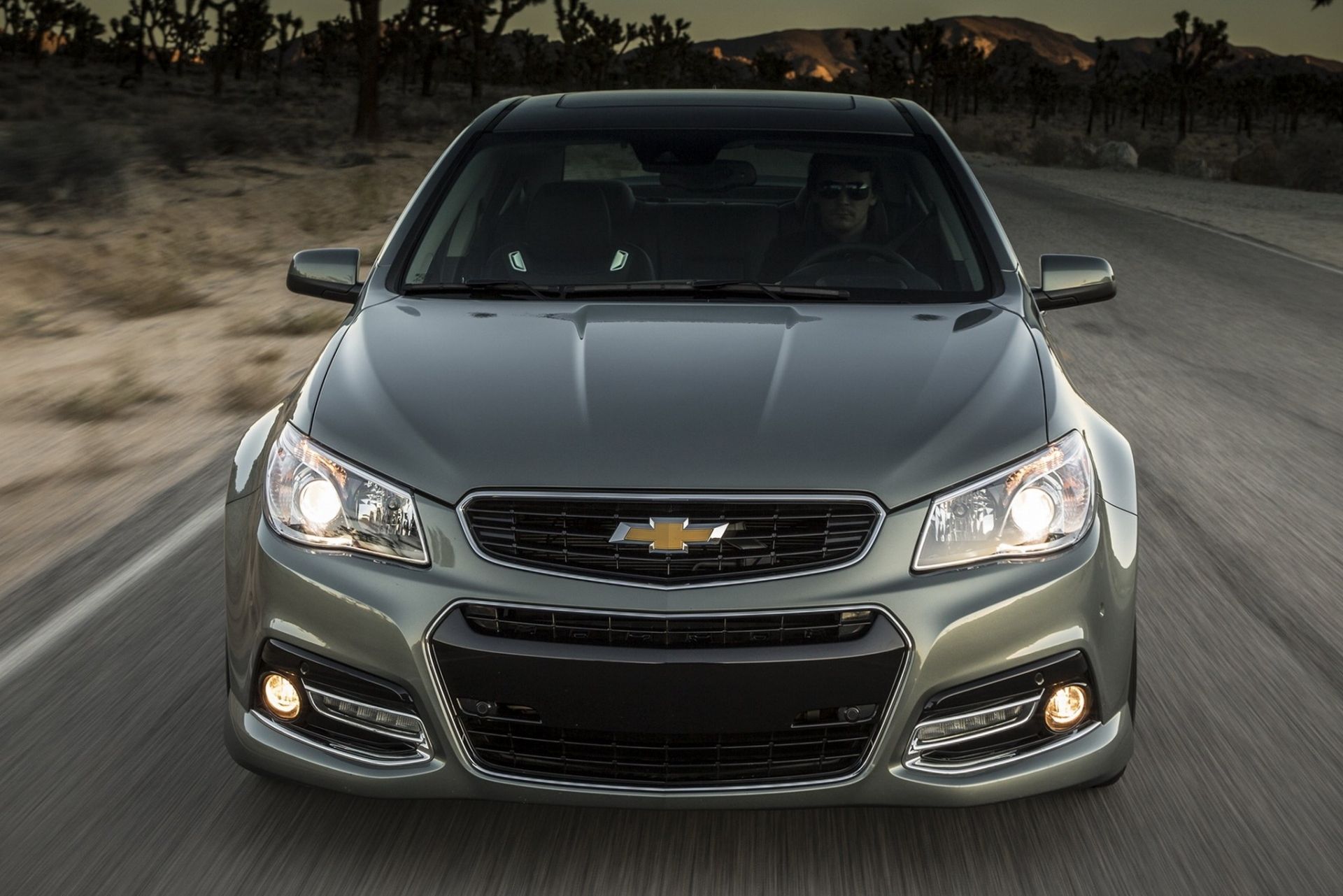 Chevrolet SS - цены, отзывы, характеристики SS от Chevrolet