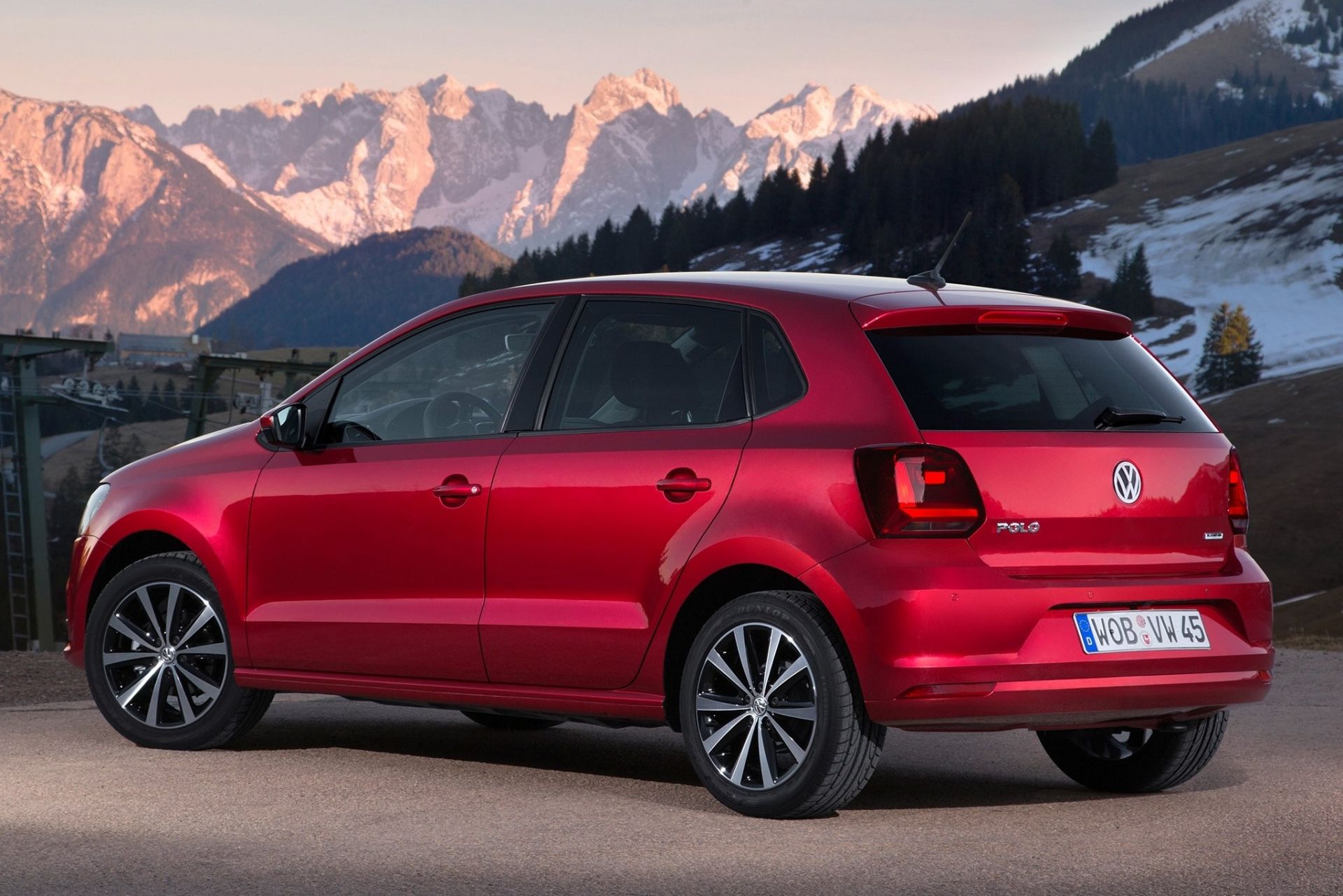 Автомобиль Volkswagen Polo 3-door