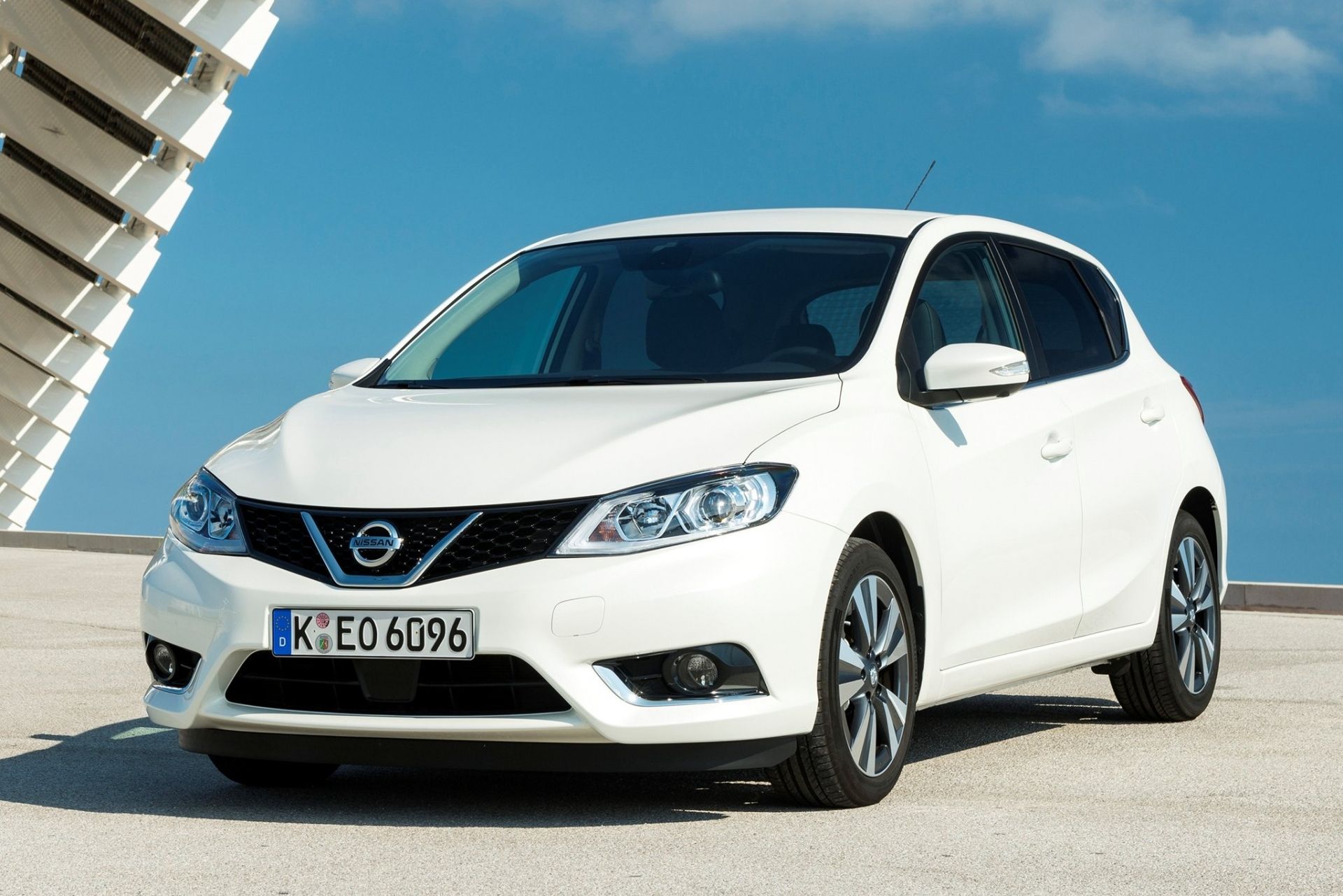 Nissan Pulsar - цены, отзывы, характеристики Pulsar от Nissan