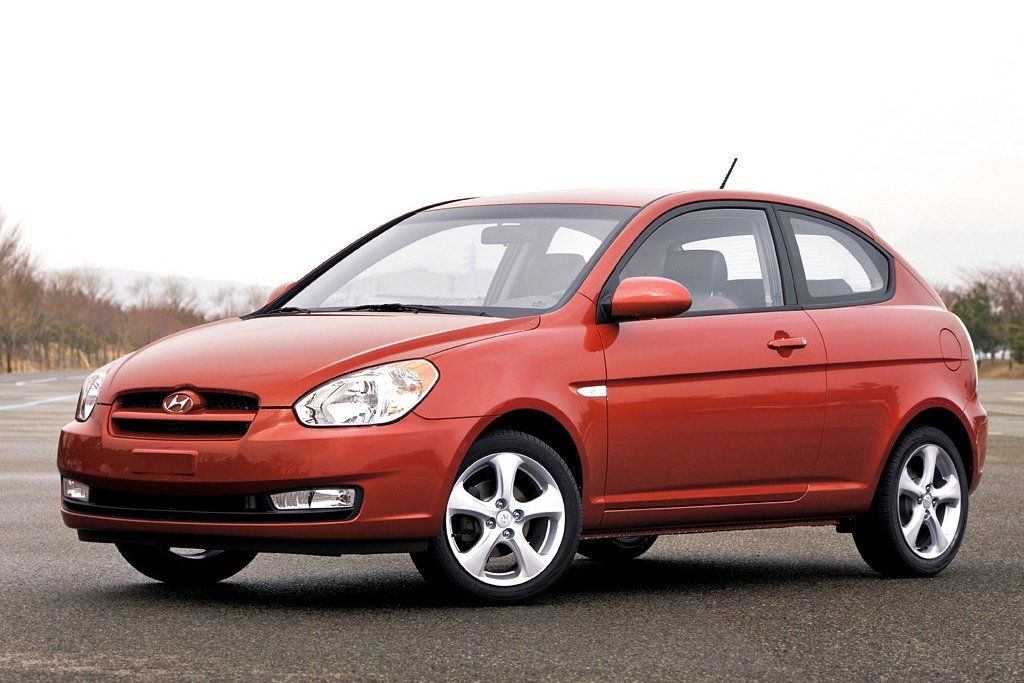 Отзыв на Hyundai Accent II поколение