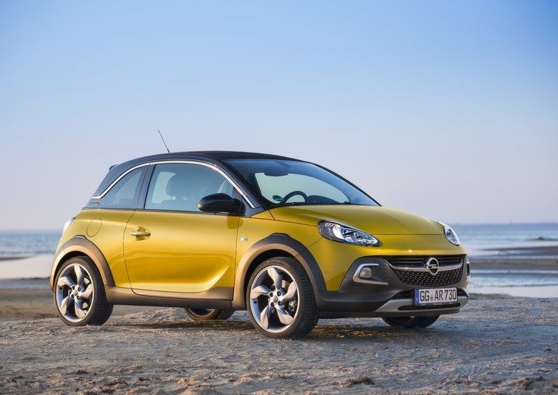 Безопасность и комфорт Opel Adam Rocks