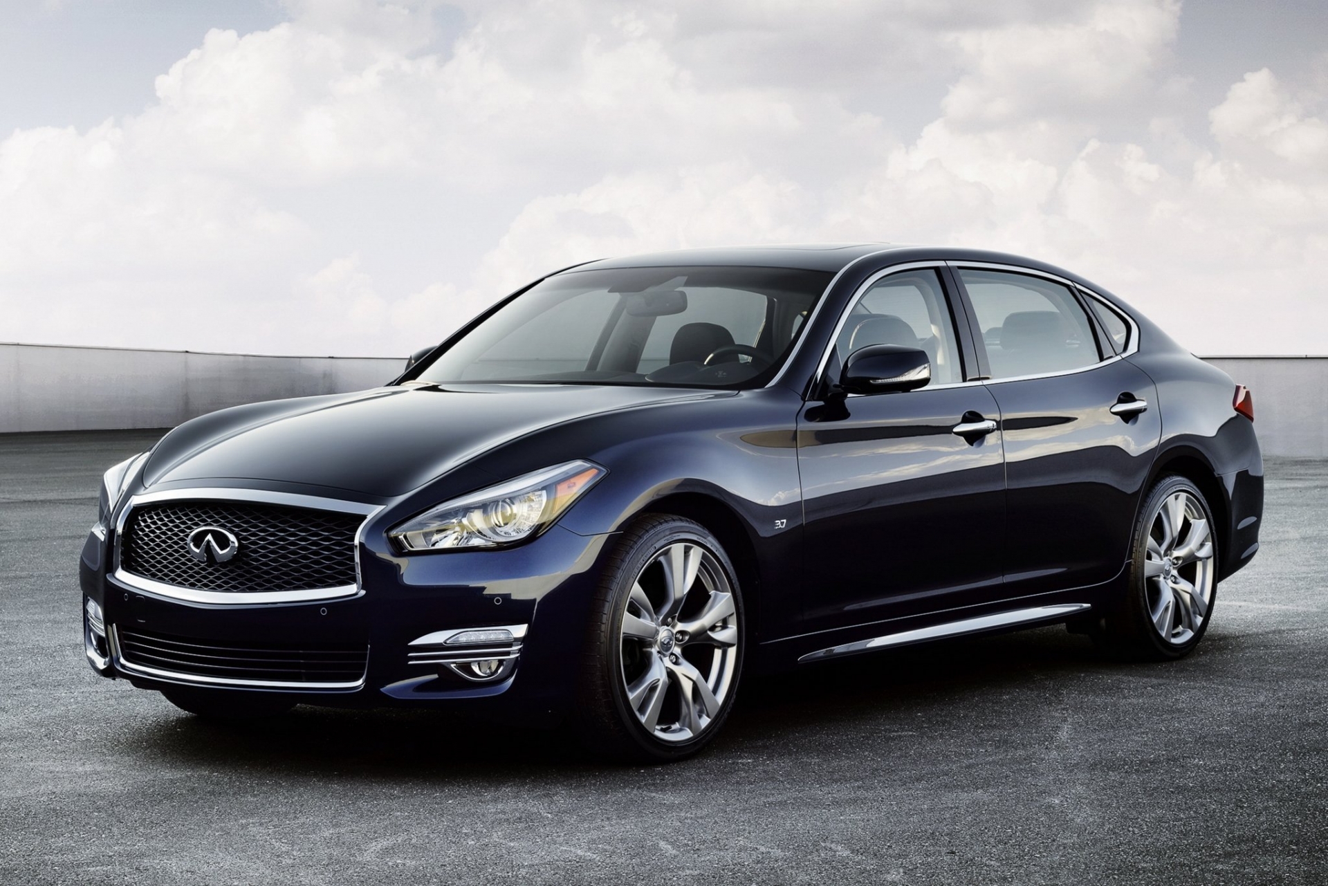 Infiniti Q70 - цены, отзывы, характеристики Q70 от Infiniti