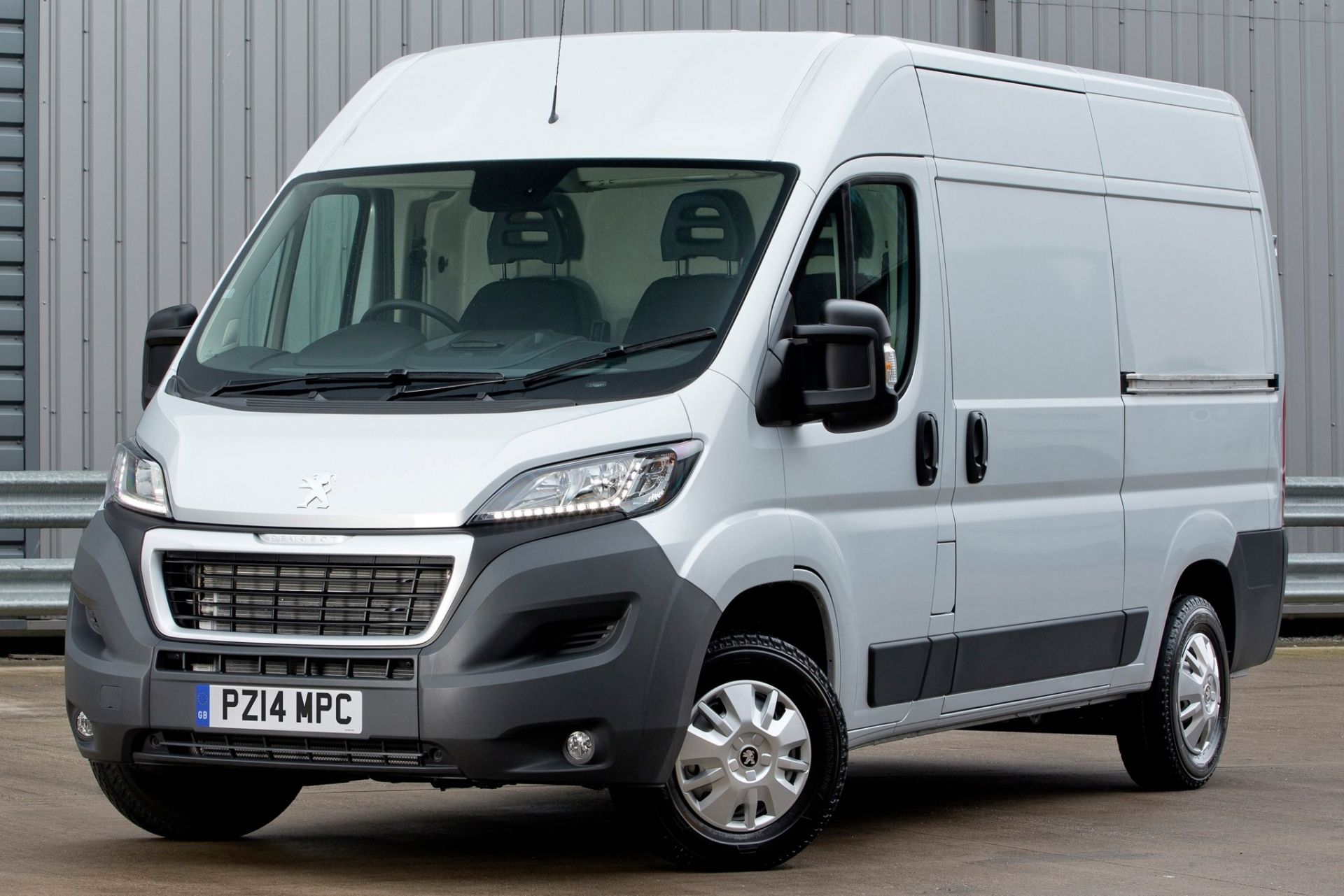 Peugeot Boxer Fourgon - цены, отзывы, характеристики Boxer Fourgon от  Peugeot