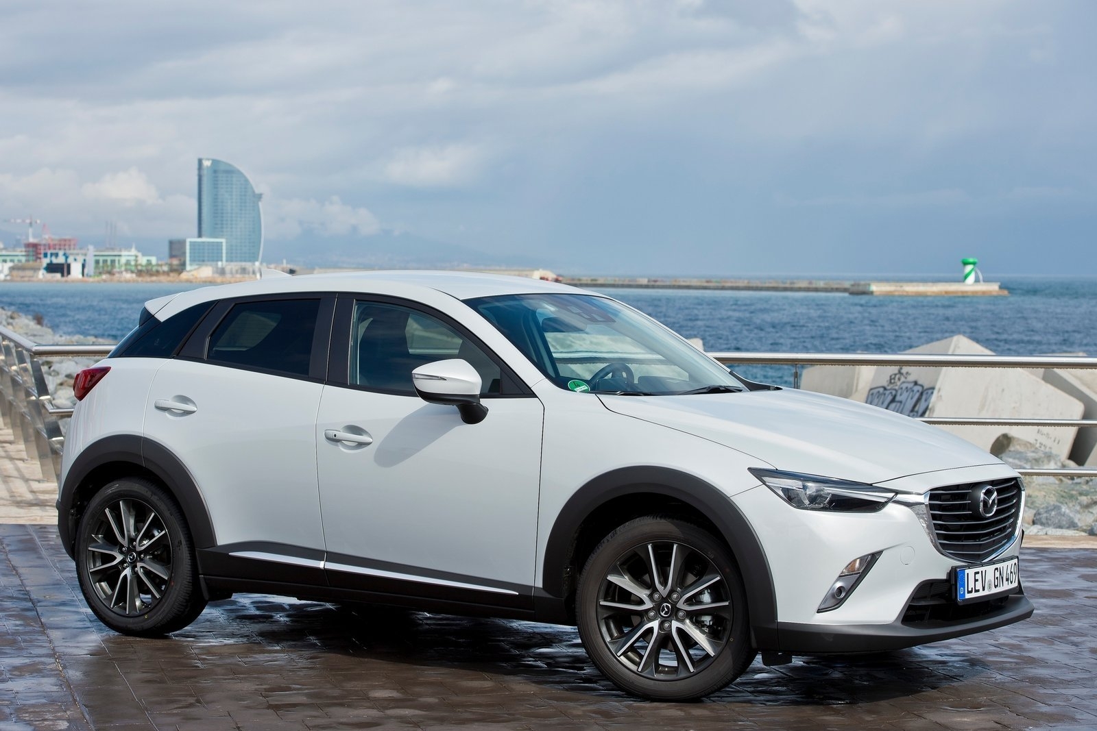 lessinvest.ru – Отзыв Mazda CX-3 года от Віктор 