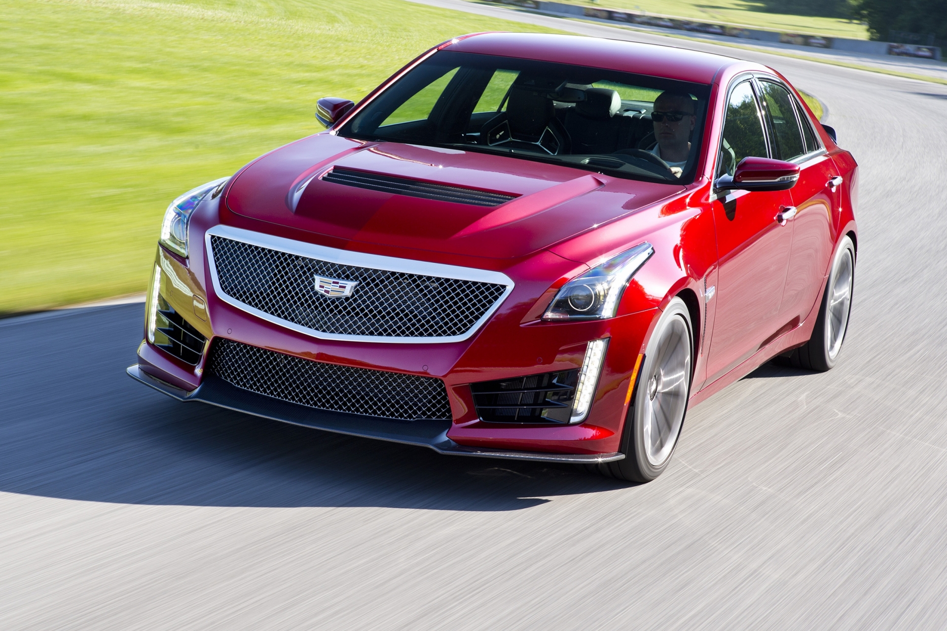 Cadillac CTS-V Sedan - цены, отзывы, характеристики CTS-V Sedan от Cadillac