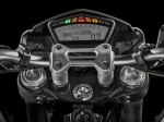  Ducati Hypermotard 939 15