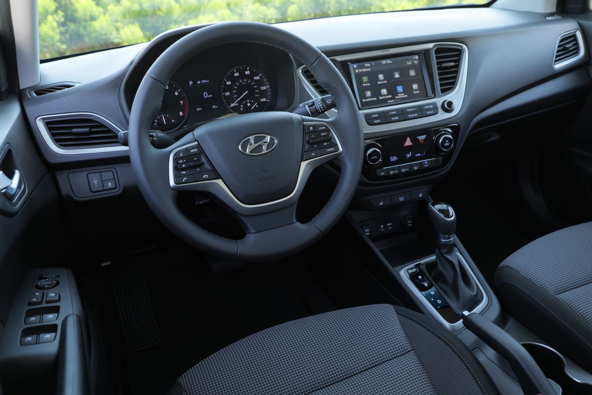 Технические характеристики Hyundai Accent V 1.6 CRDi (128 л.с.) 2017, 2018, 2019, 2020