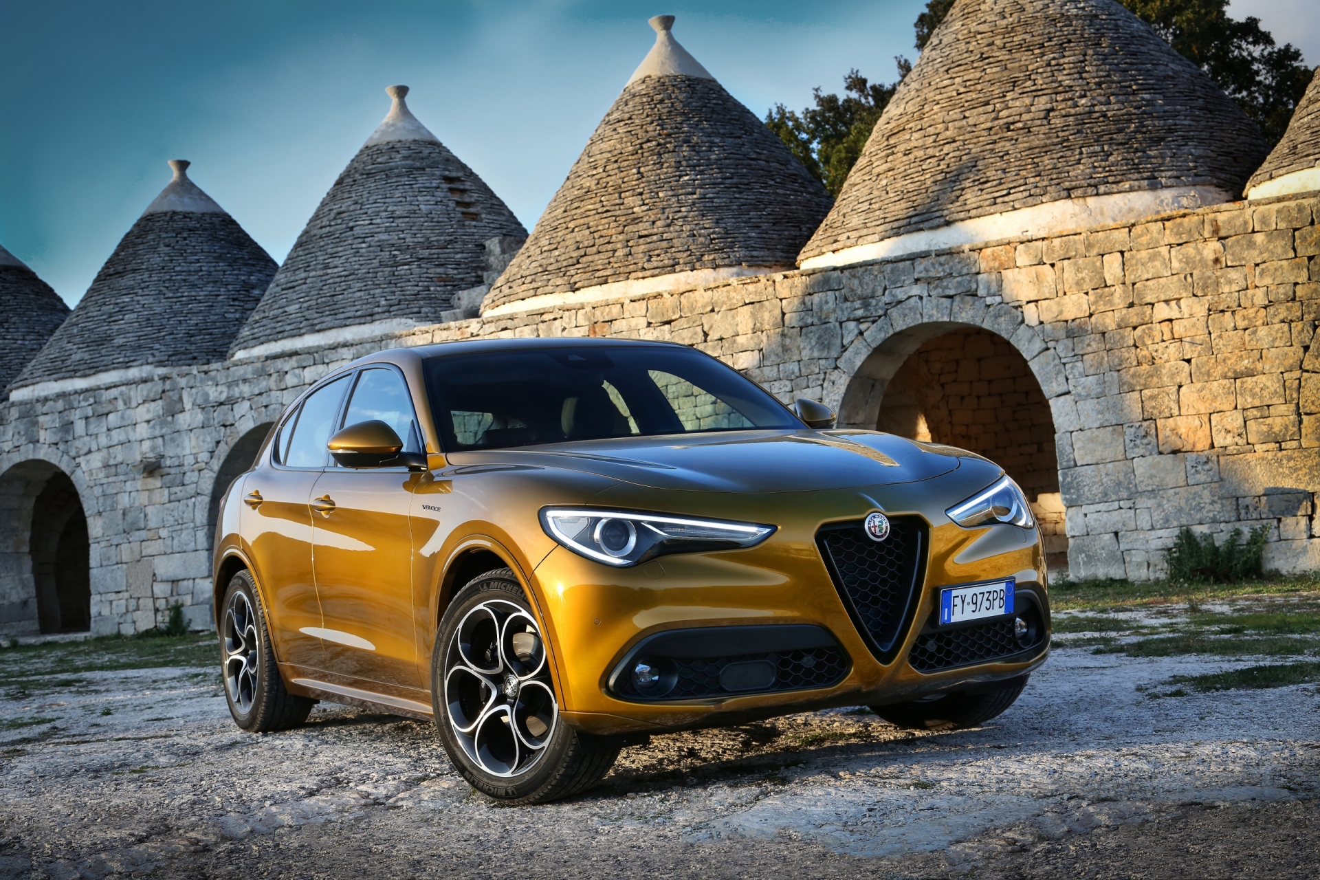 Alfa Romeo Stelvio - цены, отзывы, характеристики Stelvio от Alfa Romeo