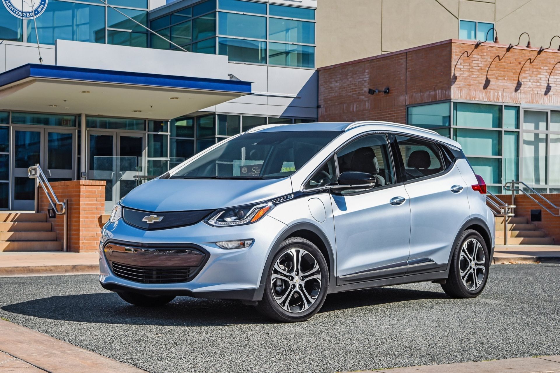 Chevrolet Bolt EV - цены, отзывы, характеристики Bolt EV от Chevrolet