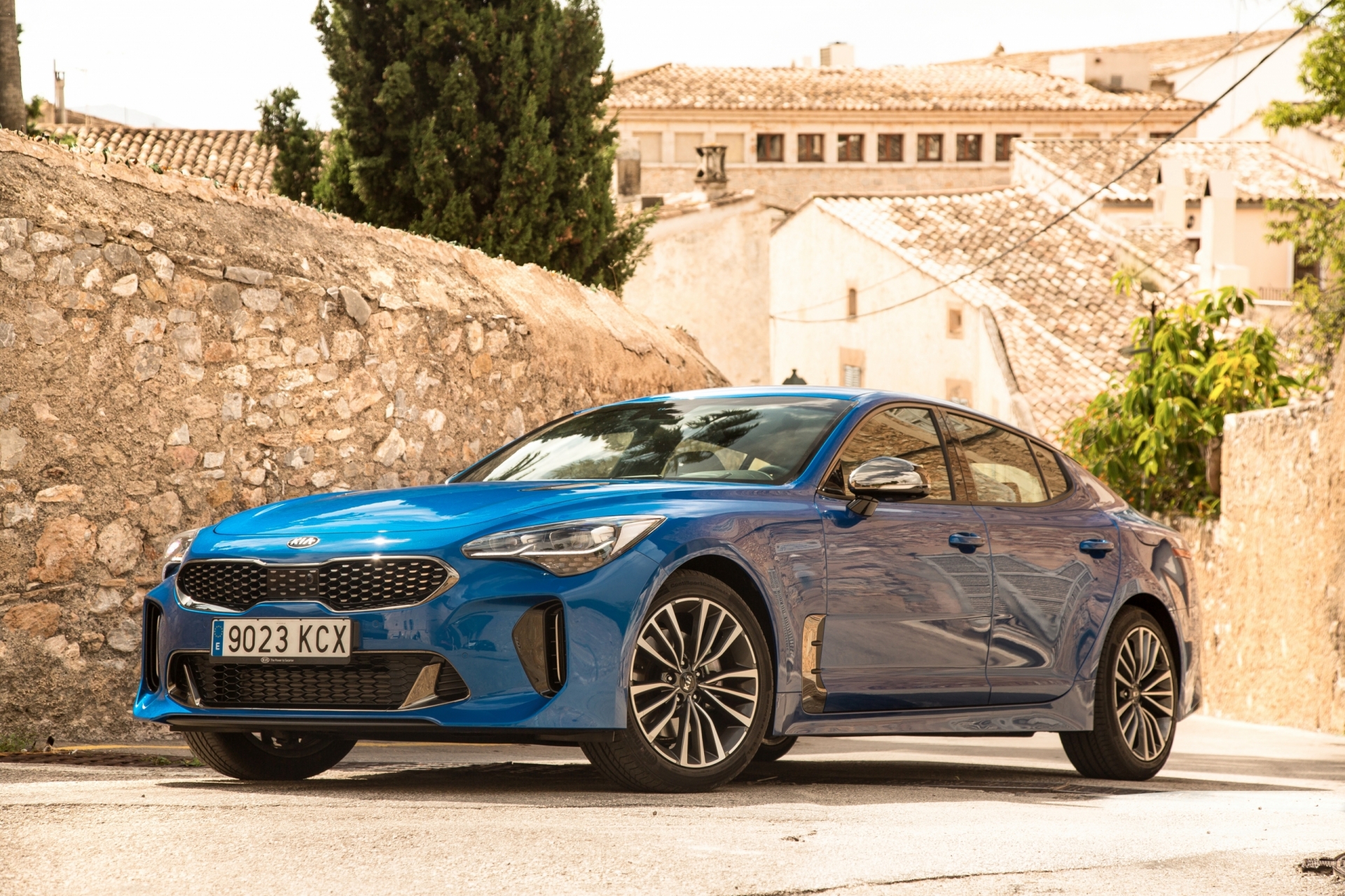 KIA Stinger - цены, отзывы, характеристики Stinger от KIA