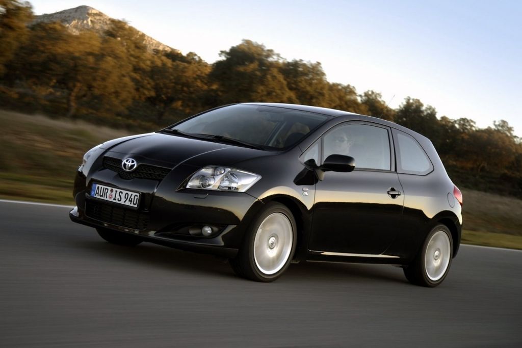 Цвета Toyota Auris (цвета кузова Тойота Аурис)