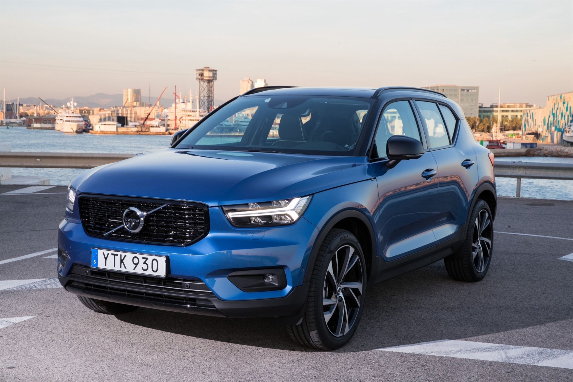 Volvo XC40 - цены, отзывы, характеристики XC40 от Volvo