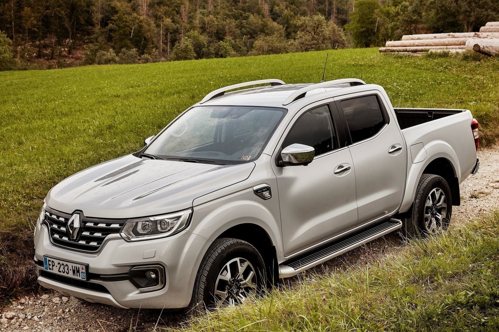 Renault Alaskan - обзор характеристики цена отзывы