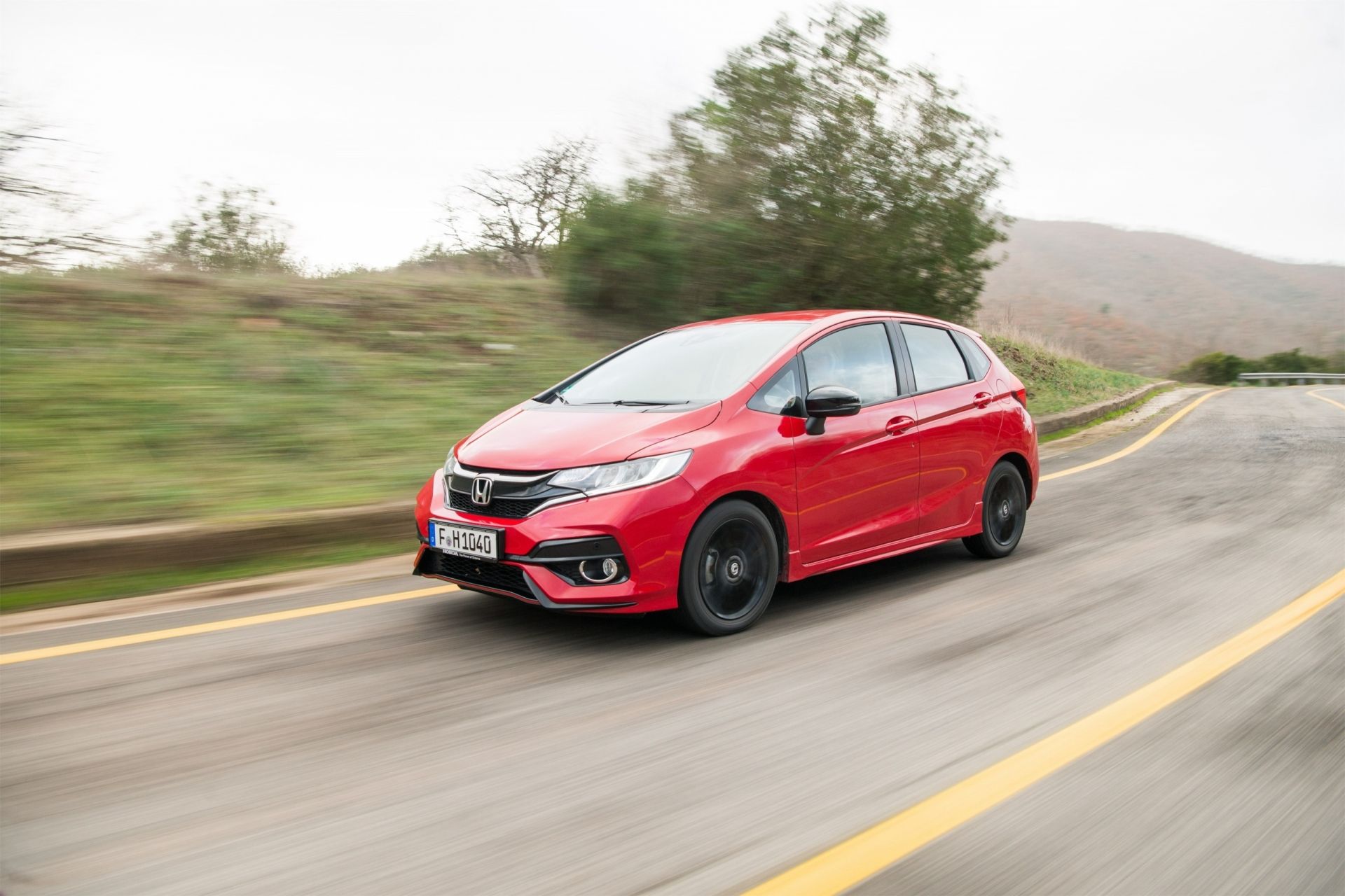 Машина Honda Jazz 2015