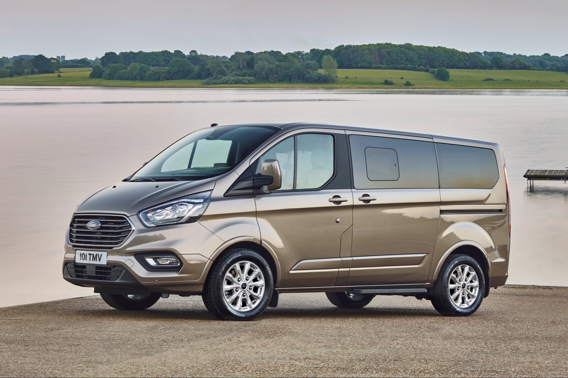 Tourneo custom. Ford Tourneo Custom 2017. Ford Tourneo Custom 2018. Форд Торнео кастом 2019. Ford Tourneo Custom 2022.