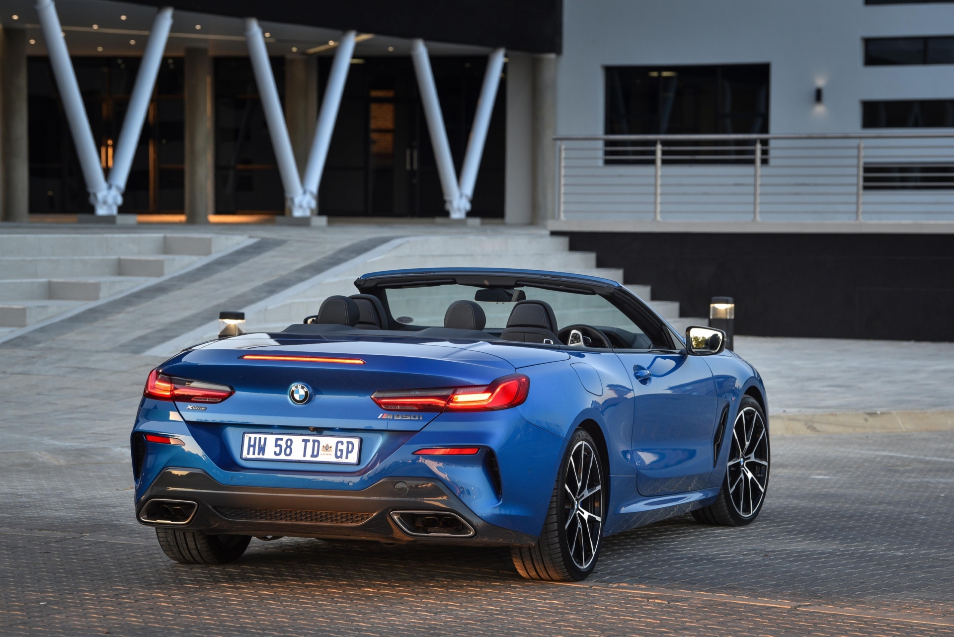 BMW m850i Cabrio