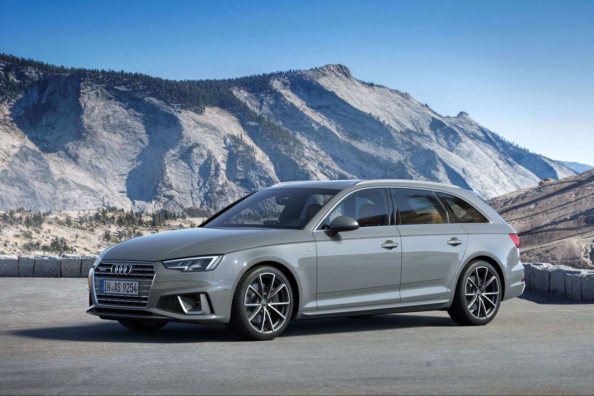 Ауди а4 Авант 2017. Ауди а4 Авант 2015. Ауди а4 Авант 2019. Audi a4 avant s line.