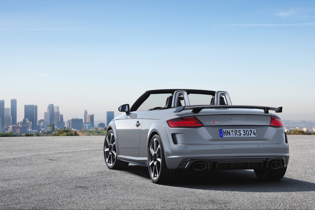 Цвета Audi TT RS Roadster (FV/8S) (цвета кузова Ауди TT RS)