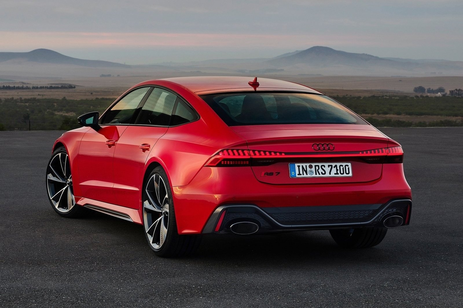 Новый Лифтбэк Audi RS7 Sportback C8 2019-2024