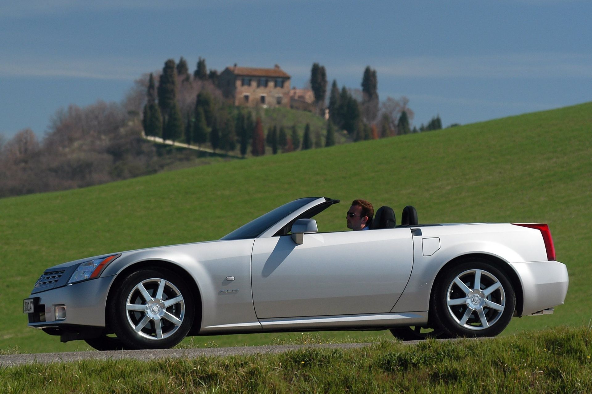 Обзор Cadillac XLR-V 2006 года: характеристики, цена, отзывы [Автомобили Auto]