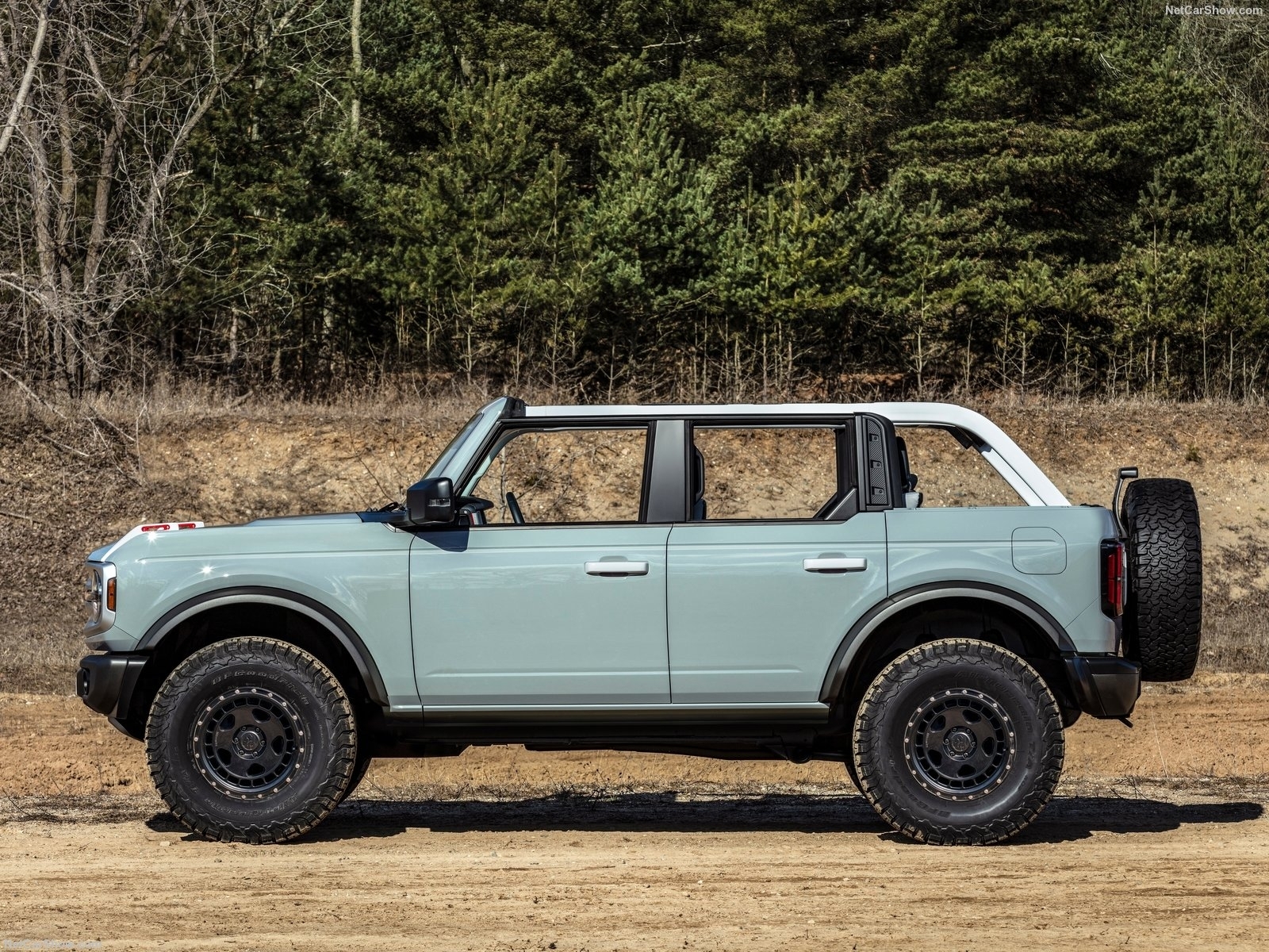 Ford Bronco 5D - цены, отзывы, характеристики Bronco 5D от Ford