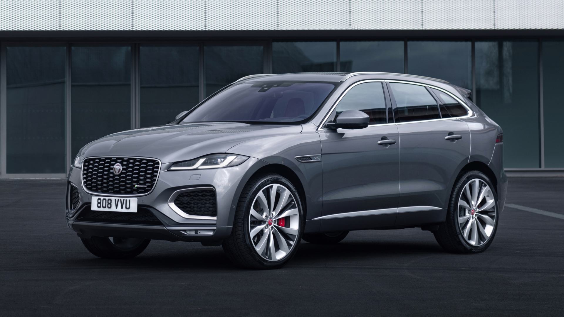 Jaguar F-Pace - цены, отзывы, характеристики F-Pace от Jaguar