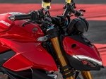  Ducati Streetfighter V4 8
