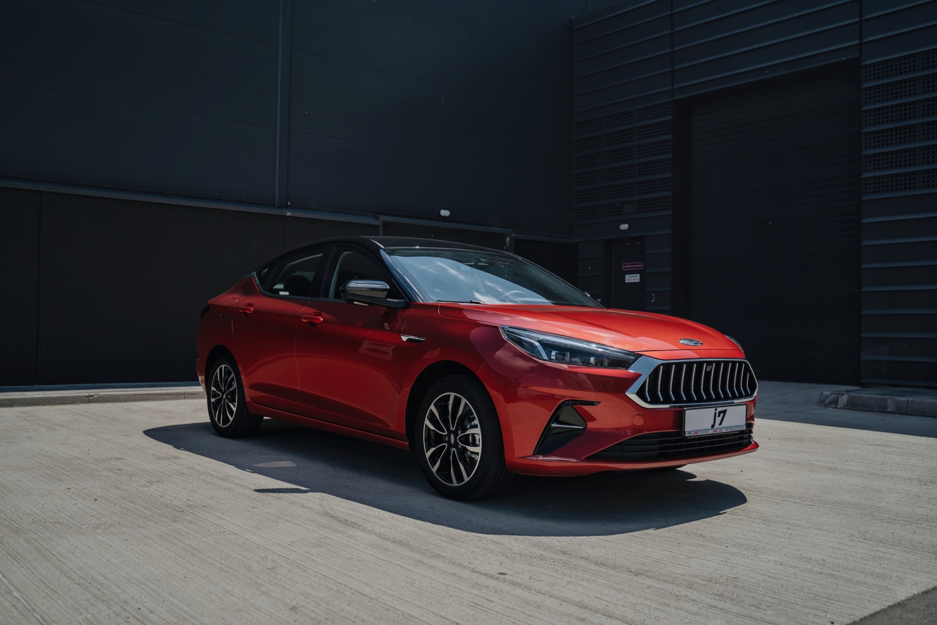 Седан jac j7 новый. Китайский лифтбек jac j7. J7 2021. Jac j7 2021. Jac j7.