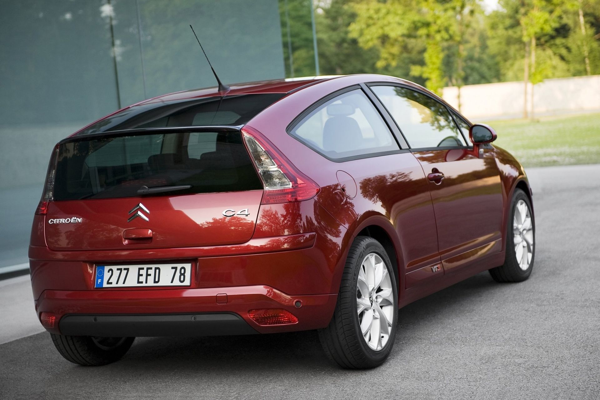 Citroen C4 3-х дверный - цены, отзывы, характеристики C4 3-х дверный от  Citroen