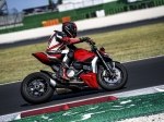  Ducati Streetfighter V2 4
