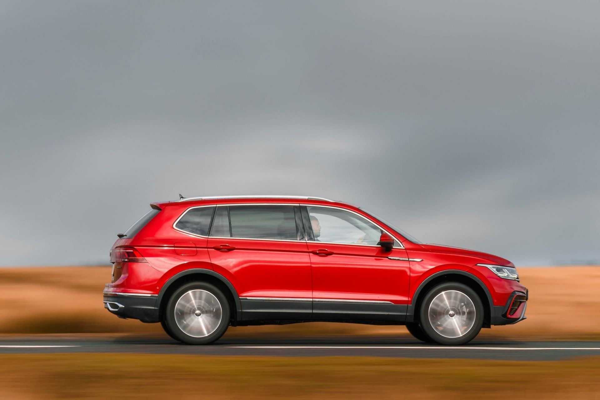 Volkswagen Tiguan Allspace - цены, отзывы, характеристики Tiguan Allspace  от Volkswagen