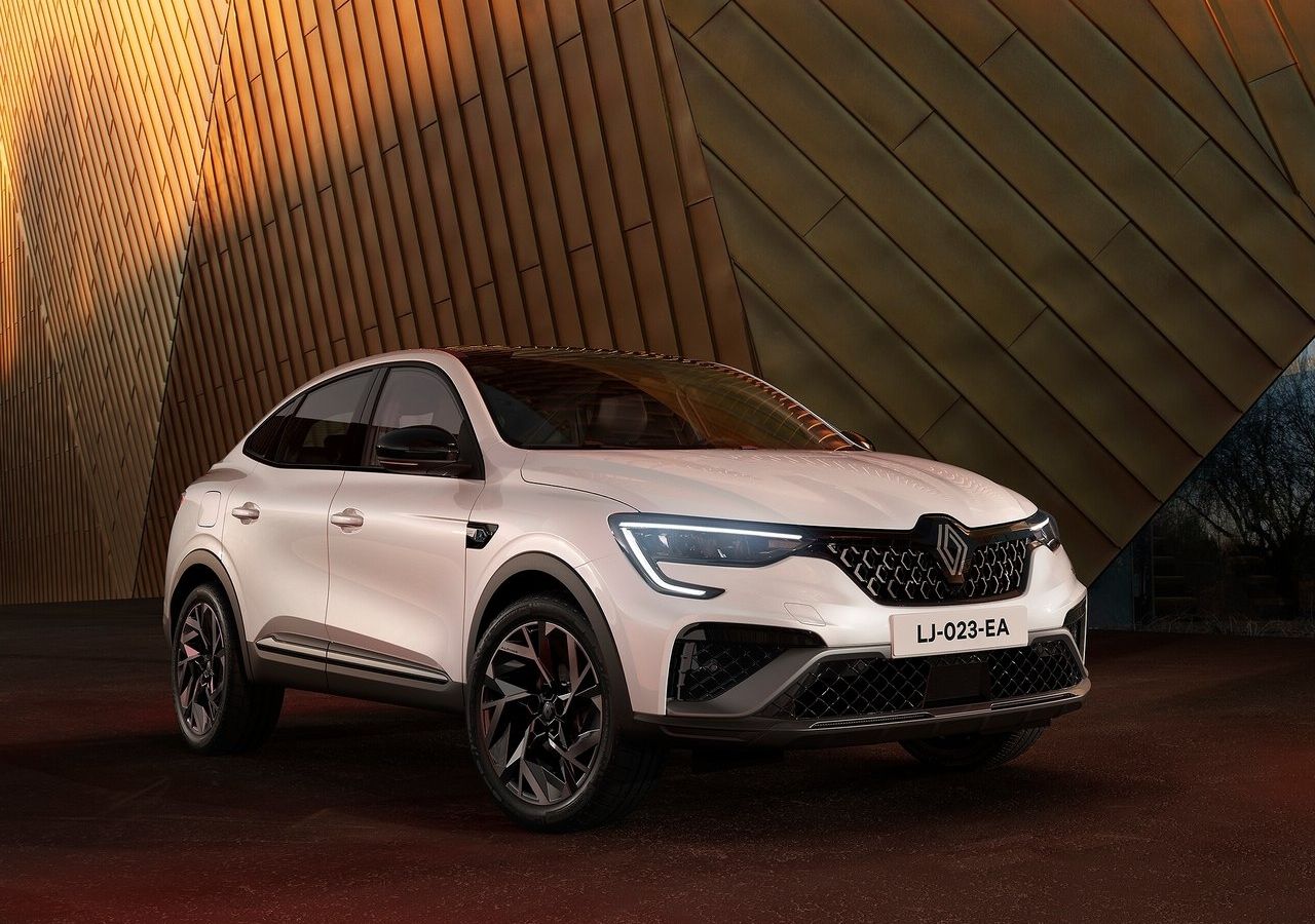 Обновлен кроссовер Renault Arkana для Европы — Авторевю