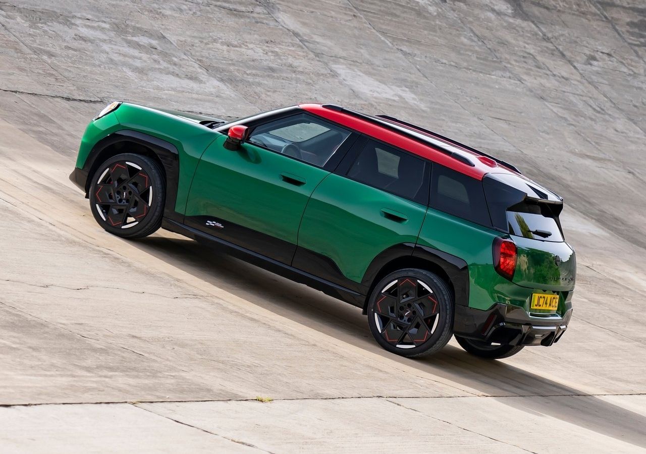 MINI John Cooper Works Aceman - цены, отзывы, характеристики John