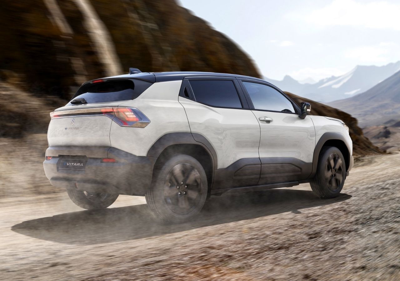 Suzuki e Vitara - цены, отзывы, характеристики e Vitara от Suzuki