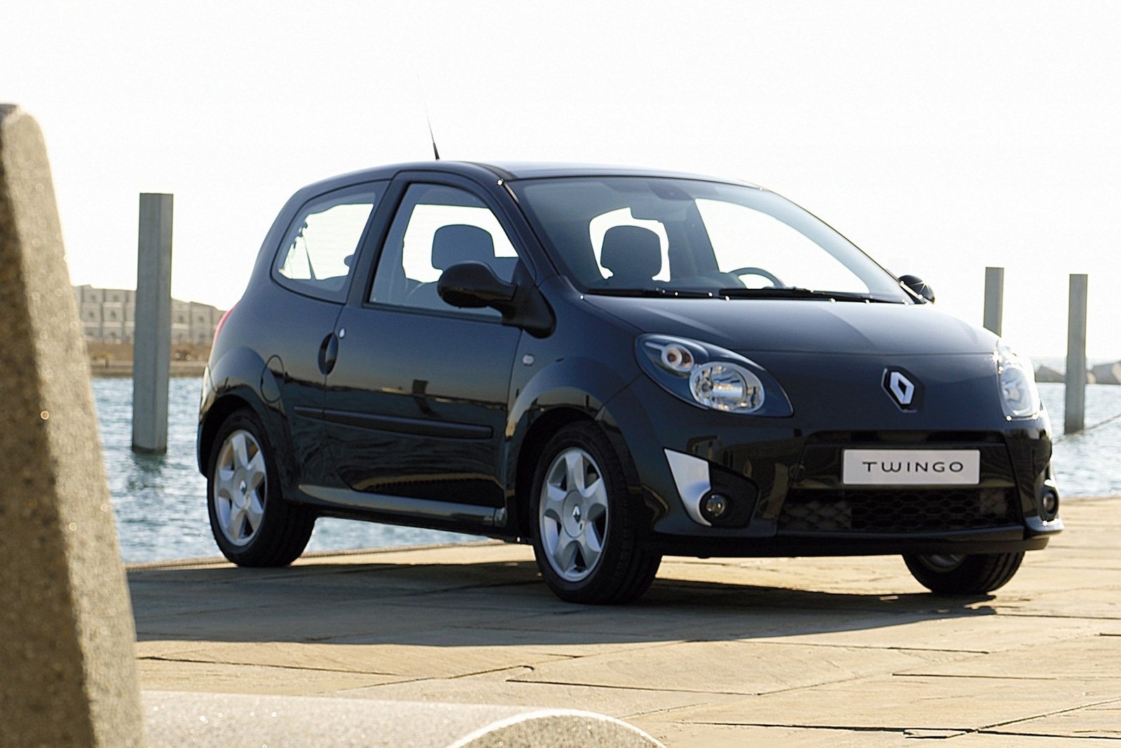 Renault Twingo - цены, отзывы, характеристики Twingo от Renault