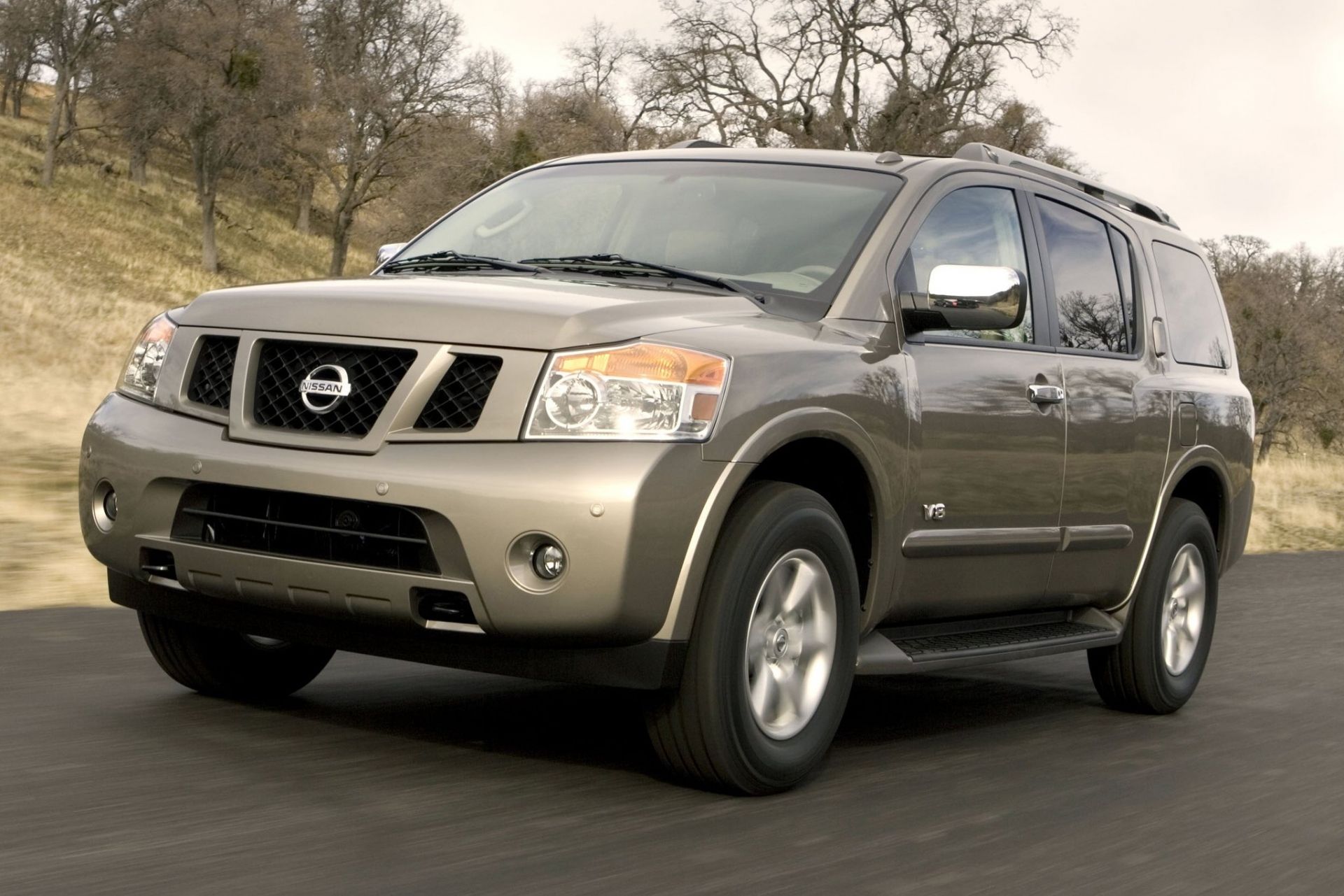 Nissan Armada - цены, отзывы, характеристики Armada от Nissan