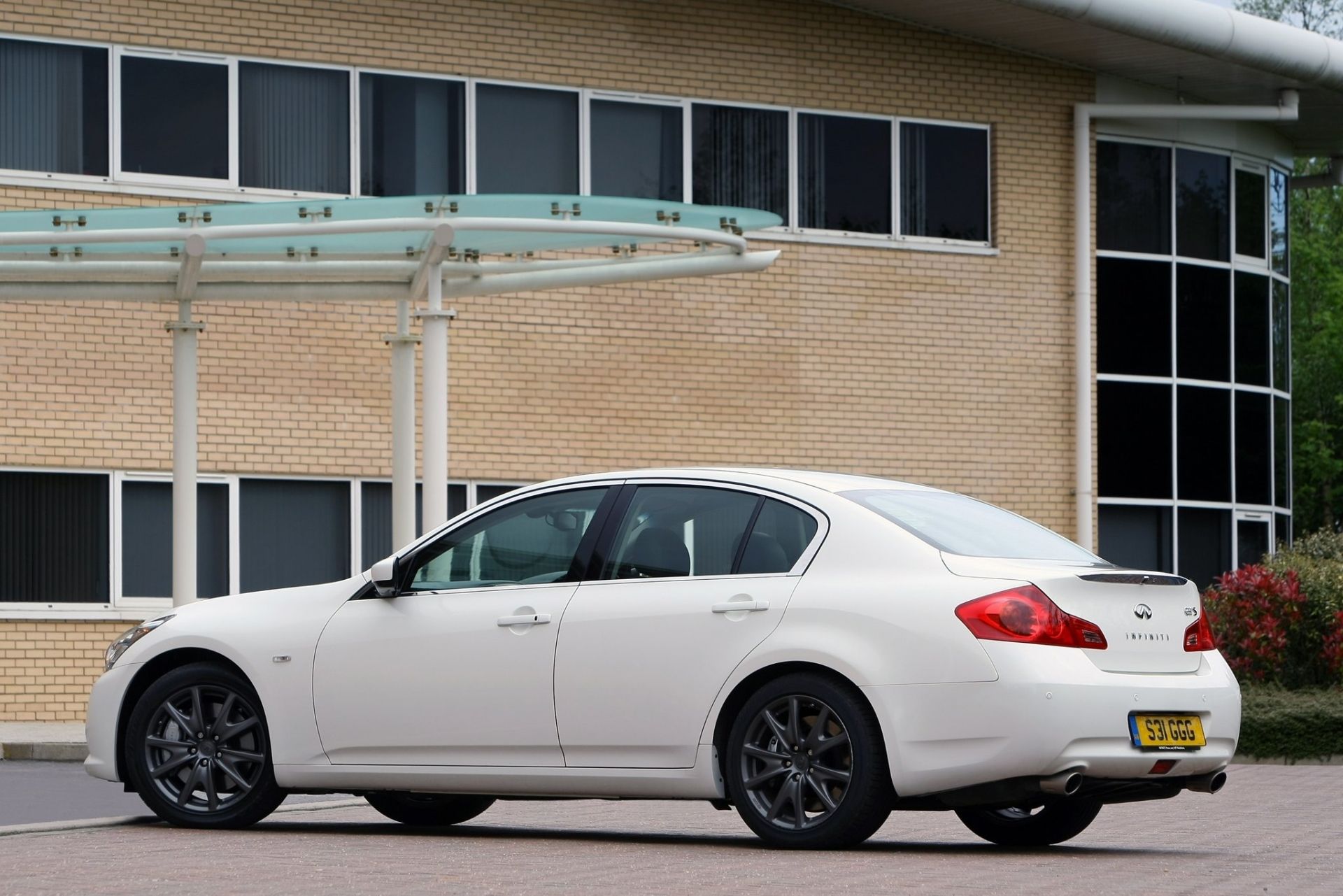 Infiniti G25 Sedan