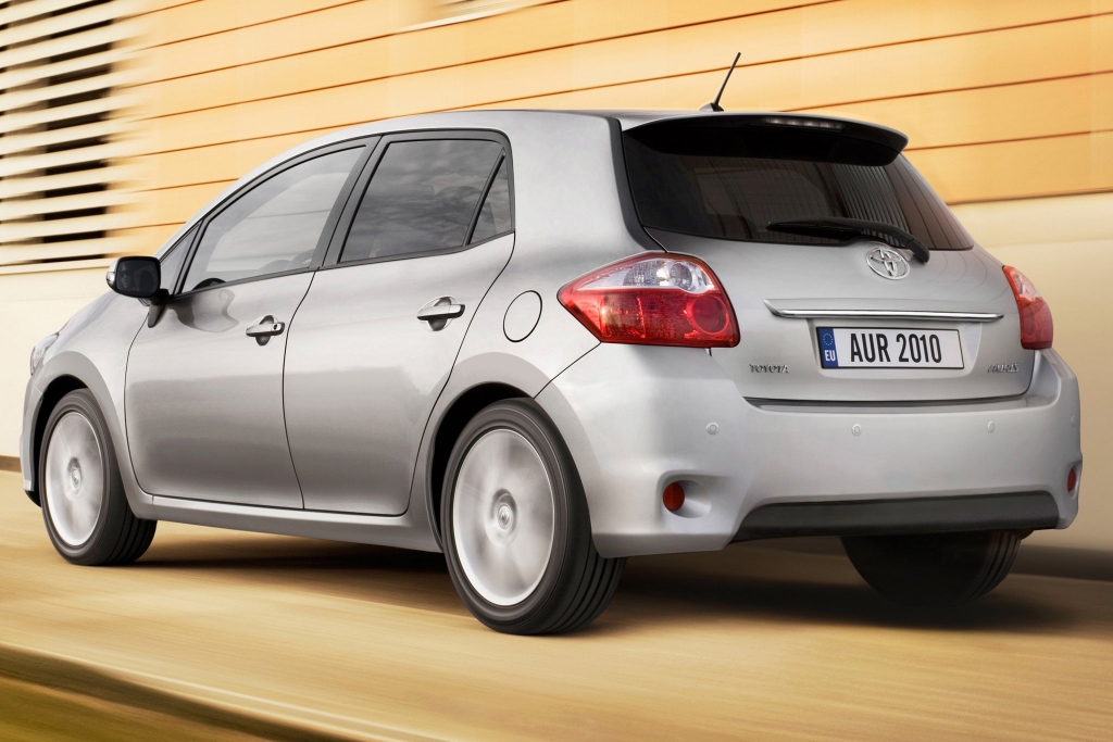 Цвета Toyota Auris (цвета кузова Тойота Аурис)