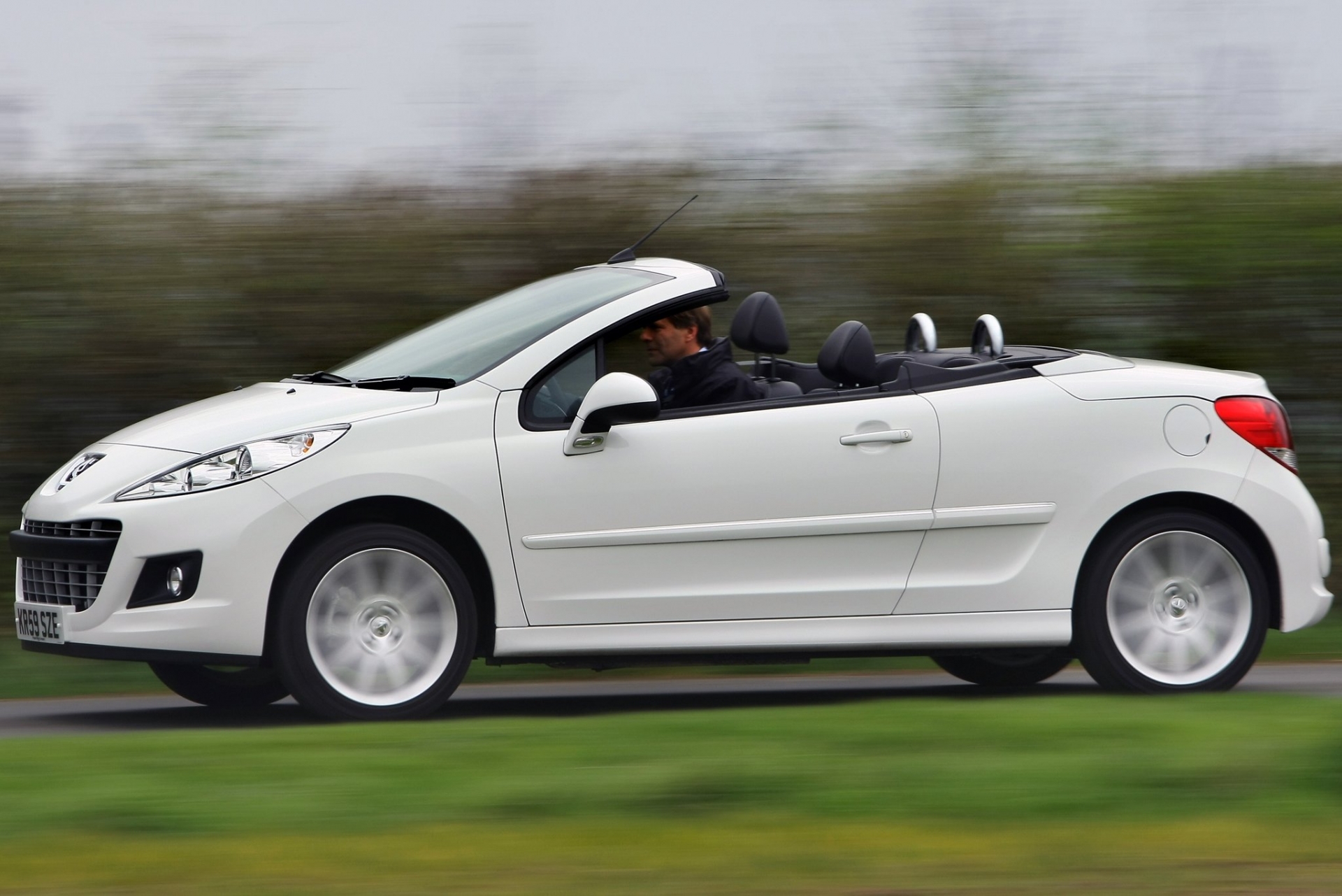 Peugeot 207 CC обзор характеристики цены — Автосайт AutoExpert