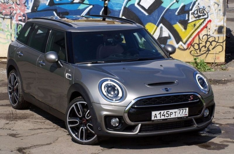 Тест-драйв MINI Cooper S Clubman: MINI Clubman: Даже не надейтесь
