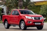 Nissan Navara:  