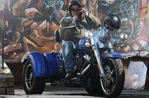 - {MARK} {MODEL}: Harley-Davidson Freewheeler:   ?