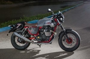 - {MARK} {MODEL}: . Moto Guzzi V7 II Racer