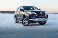  .     Toyota Fortuner