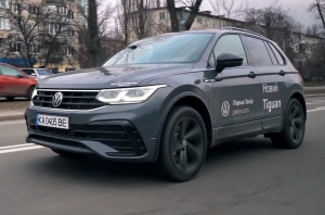 Тест-драйв {MARK} {MODEL}: Volkswagen Tiguan: новое лицо, старые ценности
