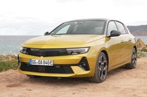 Тест-драйв Opel Astra L Hatchback: Opel Astra: так «немец» или «француз»?